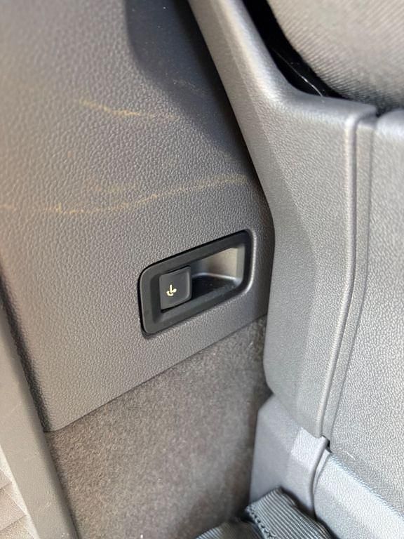 Gebraucht VW Multivan Edition 210 PS (154 kW) 2023 Weiß Van