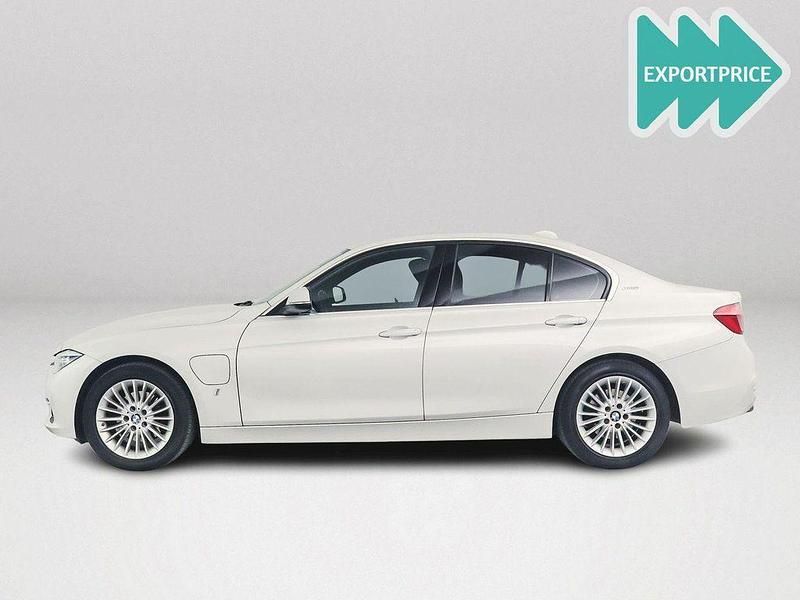 Gebraucht BMW 330e Executive 252 PS (185 kW) 2017 Weiß Limousine