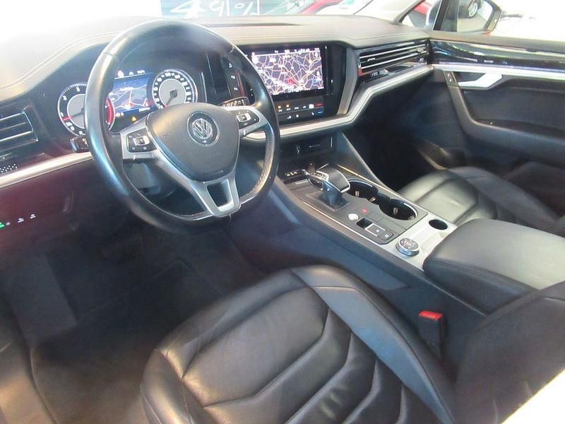 Gebraucht VW Touareg Elegance 286 PS (210 kW) 2019 Schwarz SUV