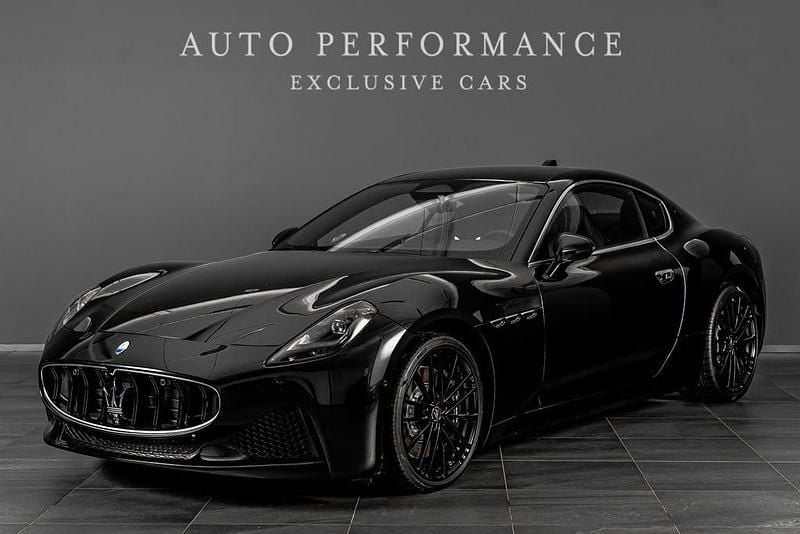 Schwarz Gebraucht 2023 Maserati Granturismo Coupé | 136.400 € (Guter Preis) - Bild 1/4