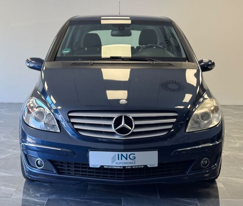 Blau Gebraucht 2008 Mercedes B200 Van / Kleinbus | 5.499 € (Etwas zu teuer) - Bild 1/4