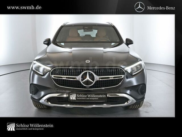 Gebraucht Mercedes GLC200 Avantgarde 204 PS (150 kW) 2024 Metalliclack graphitgrau SUV