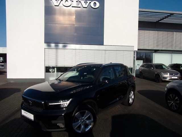 Schwarz Gebraucht 2022 Volvo XC40 Core SUV | 25.900 € (Superpreis) - Bild 1/4