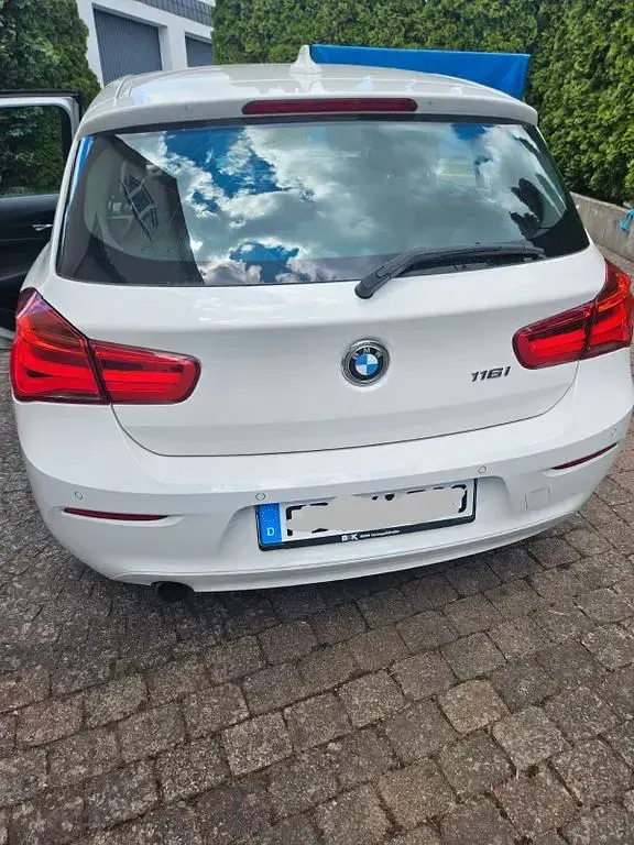 Gebraucht BMW 116 109 PS (80 kW) 2016 Weiß Kleinwagen