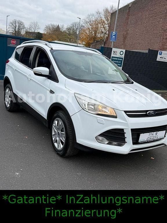 Gebraucht Ford Kuga Trend 150 PS (110 kW) 2013 Weiß SUV