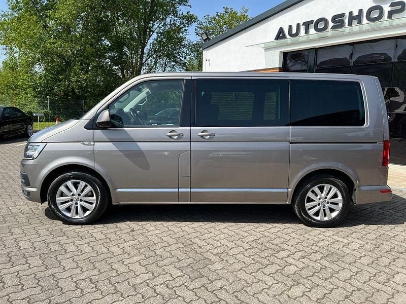 Gebraucht VW Multivan Highline 204 PS (150 kW) 2016 Beige Van