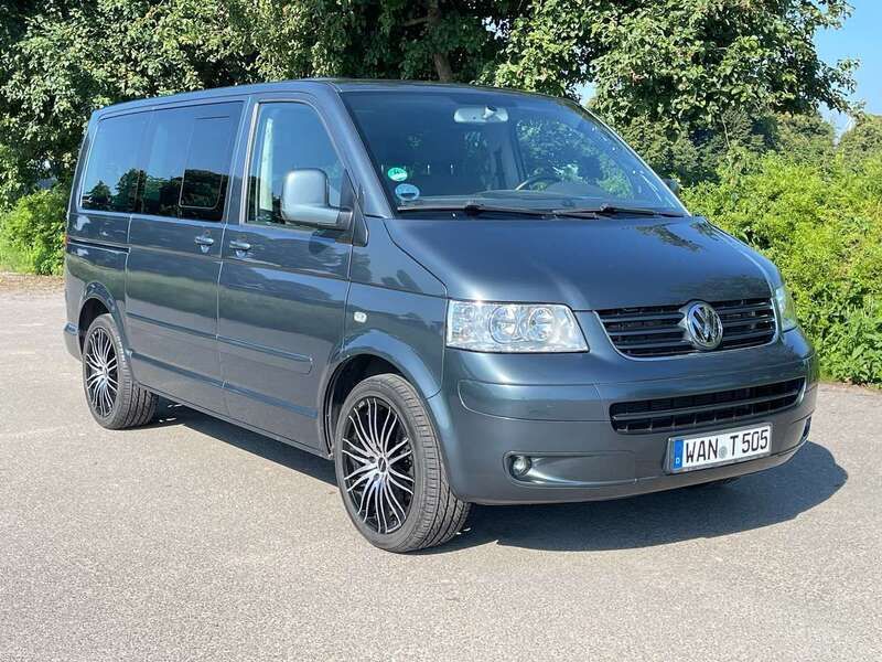 Grau Gebraucht 2004 VW T5 Trendline Van | 9.999 € (Fairer Preis) - Bild 1/4