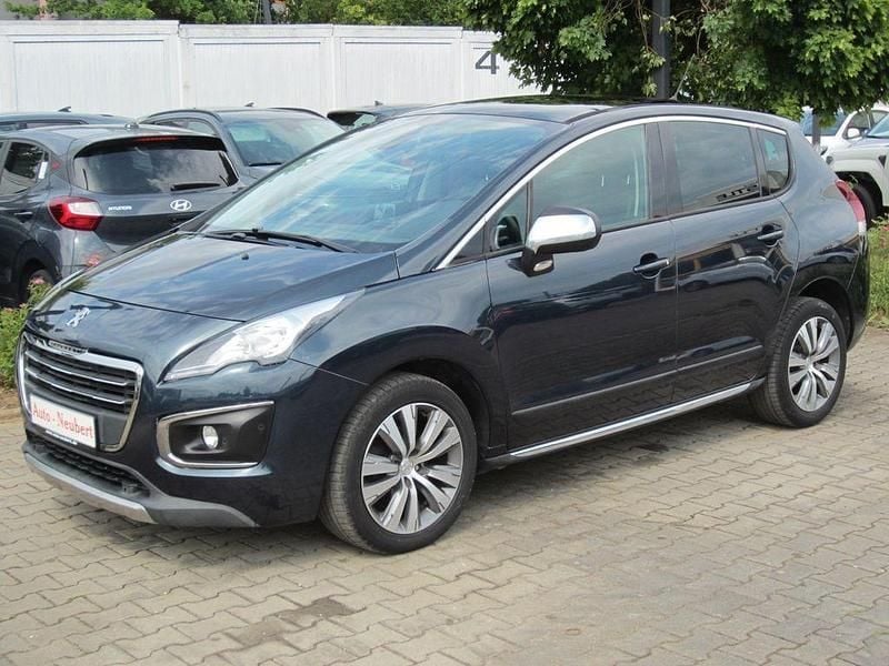 Blau Gebraucht 2014 Peugeot 3008 Allure Van / Kleinbus | 9.950 € (Etwas zu teuer) - Bild 1/4