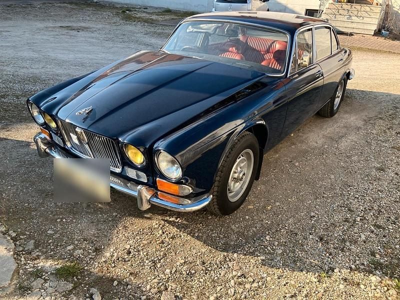 Gebraucht Jaguar XJ12 269 PS (197 kW) 1973 Blau Limousine