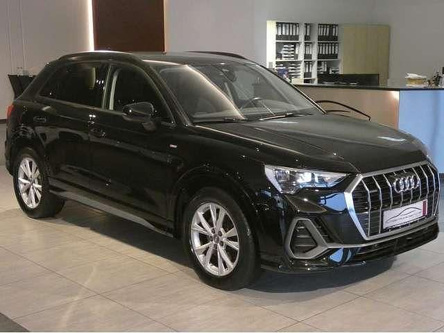 Gebraucht Audi Q3 S-Line 190 PS (139 kW) 2020 Mythosschwarz (metallic) SUV