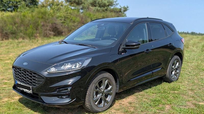 Schwarz Gebraucht 2022 Ford Kuga ST-Line SUV | 25.199 € (Guter Preis) - Bild 1/4