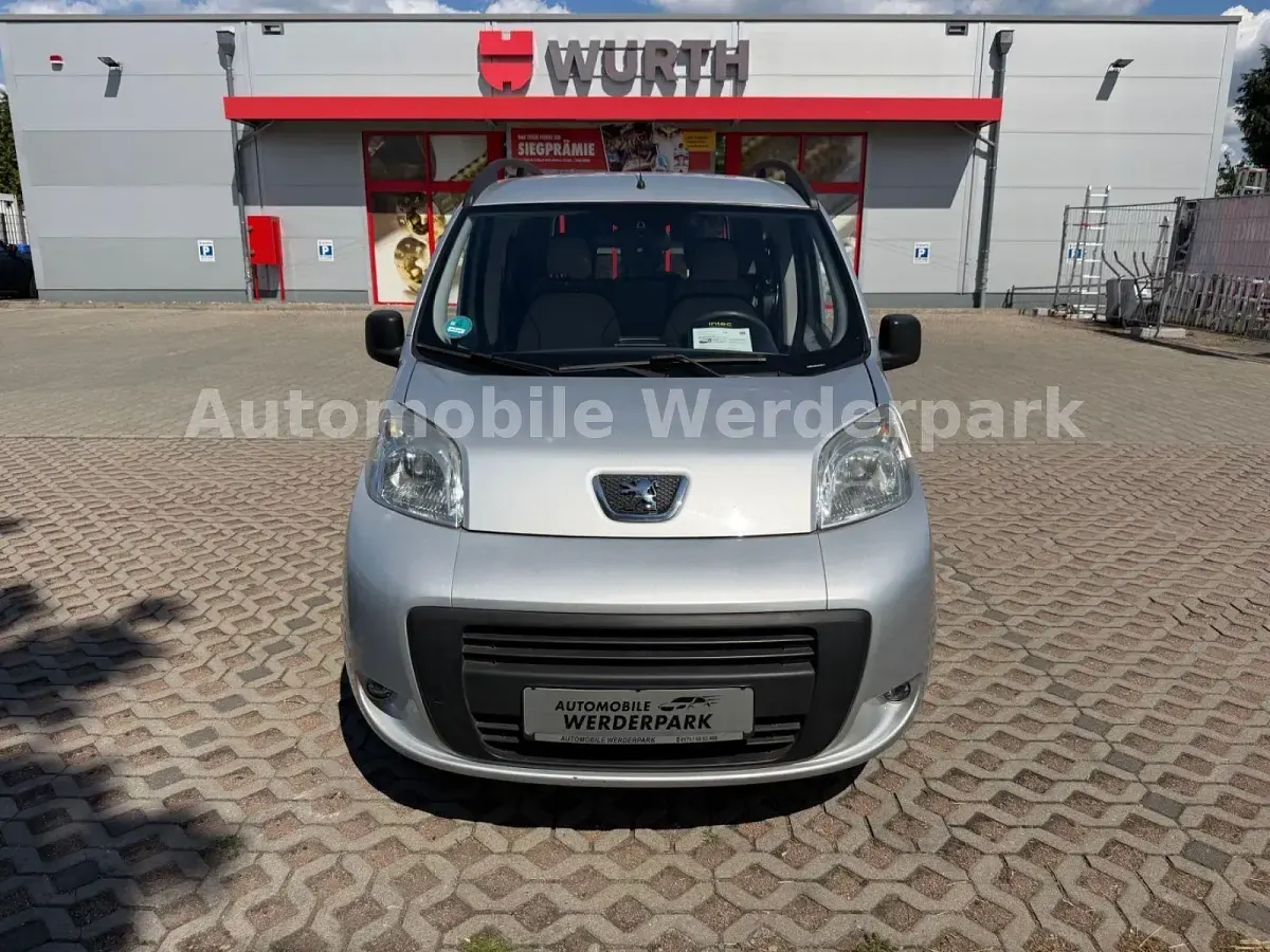 Gebraucht Peugeot TePee Style 73 PS (53 kW) 2013 Gris garbato Kombi