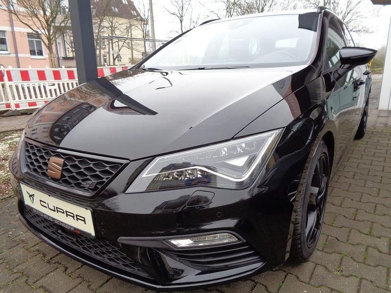 Schwarz Gebraucht 2019 Cupra Leon Limousine | 26.490 € (Etwas zu teuer) - Bild 1/4