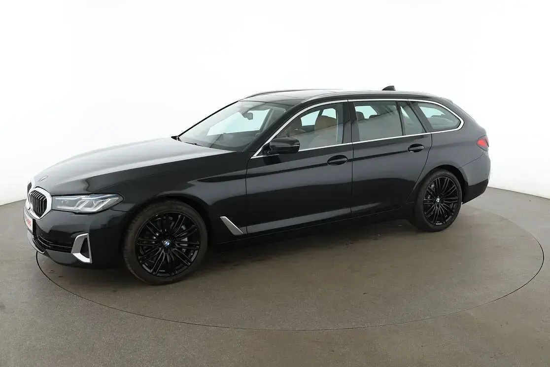 Gebraucht BMW 530 Luxury Line 252 PS (185 kW) 2022 Kombi