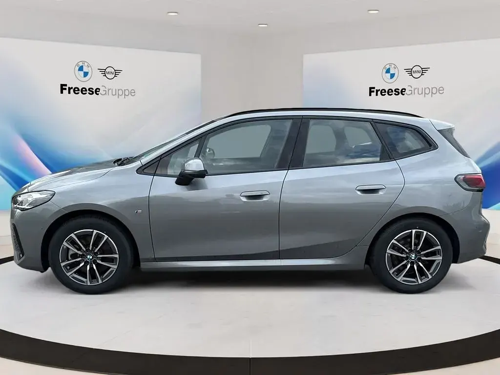 Gebraucht BMW 223 Active Tourer Performance 218 PS (160 kW) 2025 Silber Van / Kleinbus