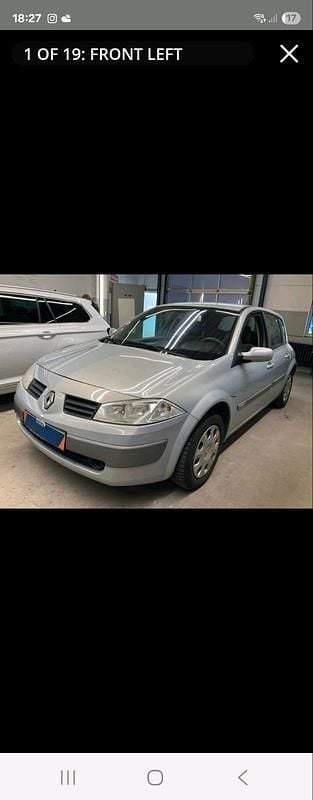 Grau Gebraucht 2003 Renault Mégane II Kleinwagen | 1.700 € (Fairer Preis) - Bild 1/4
