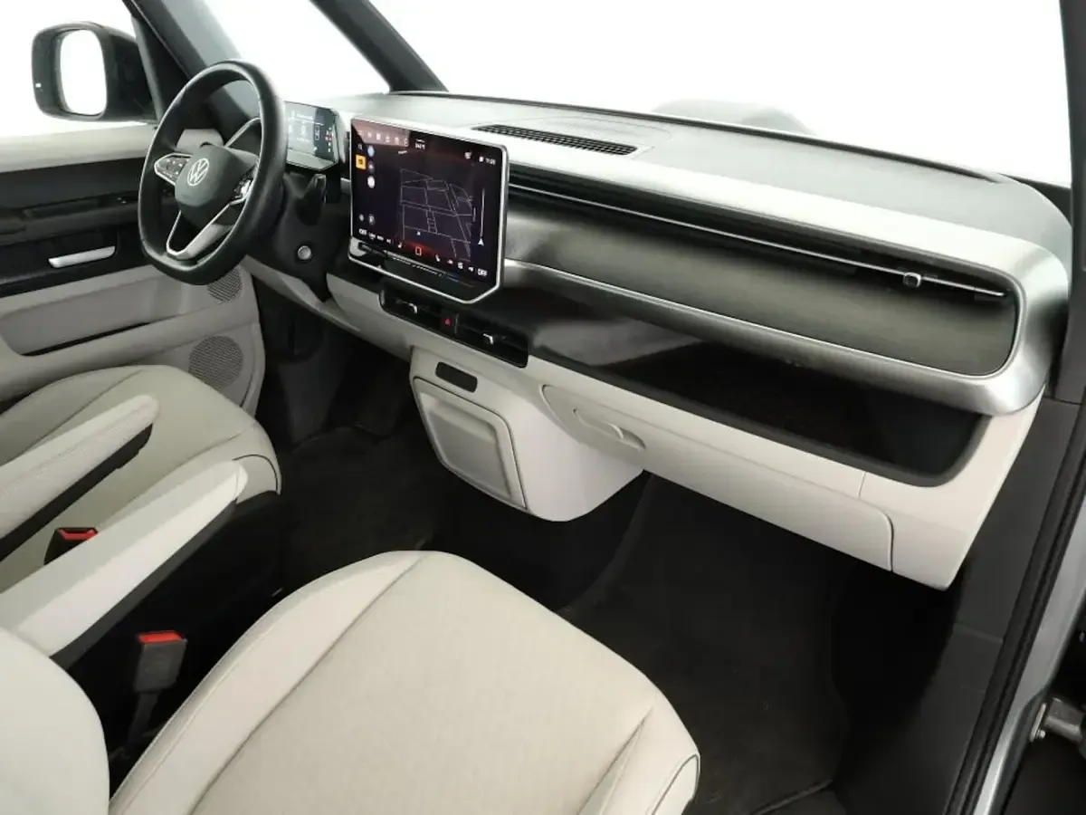 Gebraucht VW ID. Buzz Pro 210 kW (286 PS) 2025 Monosilber Van / Kleinbus