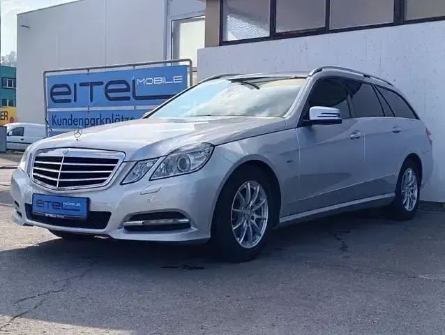 Usata Mercedes E250 Avantgarde 204 CV (150 kW) 2010 Berlina
