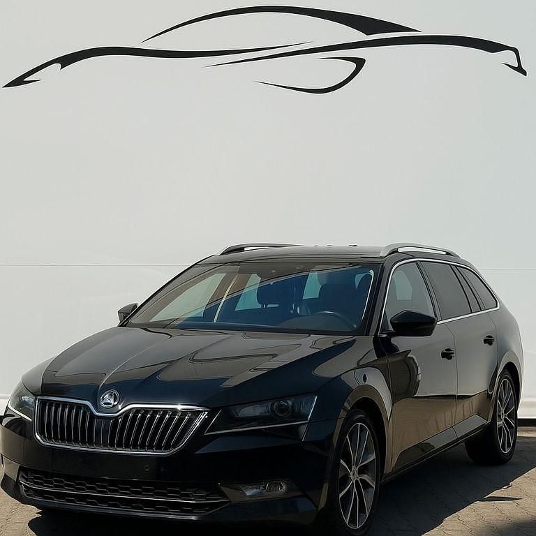 Gebraucht Skoda Superb LAURIN & KLEMENT 272 PS (200 kW) 2019 Schwarz Kombi