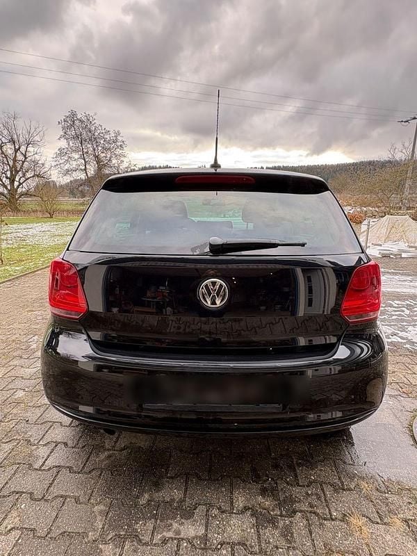 Schwarz Gebraucht 2014 VW Polo Life Kleinwagen | 5.500 € (Guter Preis) - Bild 1/4