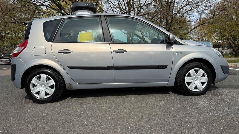 Gebraucht Renault Scénic II Avantage 111 PS (81 kW) 2006 Grau Van / Kleinbus