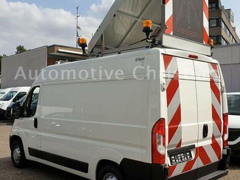 Gebraucht Citroën Jumper 140 PS (102 kW) 2022 Weiß Van / Kleinbus