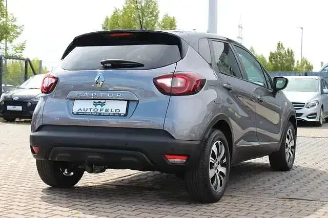 Gebraucht Renault Captur LIMITED 131 PS (96 kW) 2019 Grau SUV