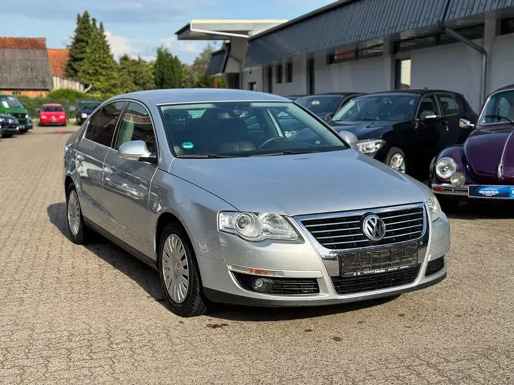 Gebraucht VW Passat Highline 150 PS (110 kW) 2005 Silber Limousine