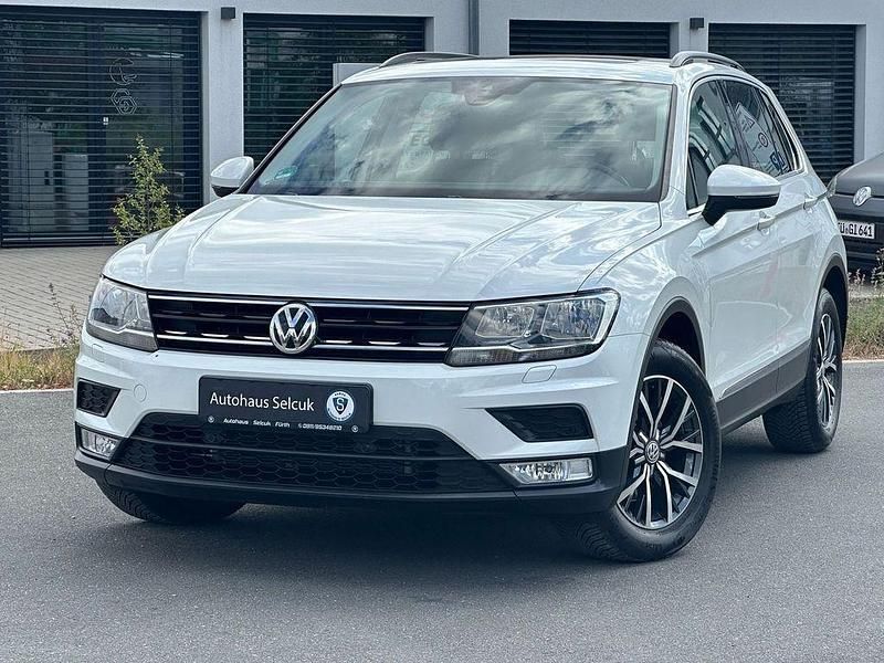 Weiß Gebraucht 2016 VW Tiguan Comfortline SUV | 16.990 € (Fairer Preis) - Bild 1/4
