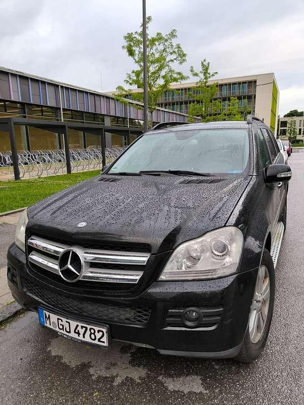 Schwarz Gebraucht 2009 Mercedes GL450 SUV | 14.500 € (Teuer) - Bild 1/4