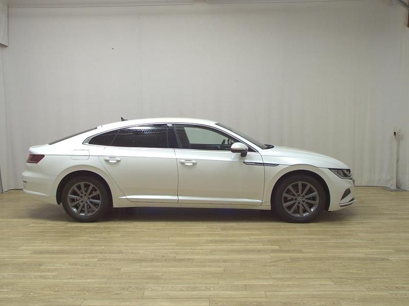 Weiss Gebraucht 2022 VW Arteon Limousine | 24.380 € (Superpreis) - Bild 1/4