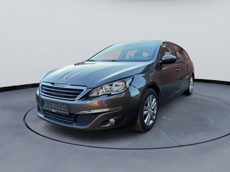 Lackierung moka/metalliclacki Gebraucht 2014 Peugeot 308 SW Active Kombi | 6.199 € (Fairer Preis) - Bild 1/4