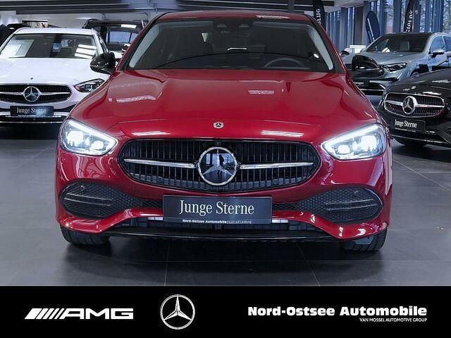 Gebraucht Mercedes C300e Avantgarde 204 PS (150 kW) 2023 Andere farbe Limousine