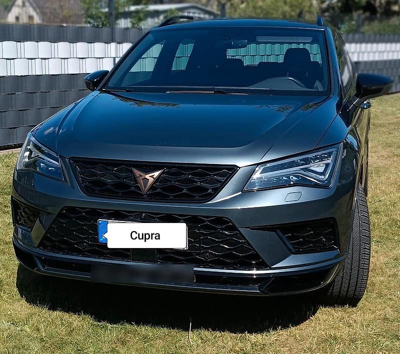 Second-hand Cupra Ateca 300 CP (220 kW) 2019 Gri SUV