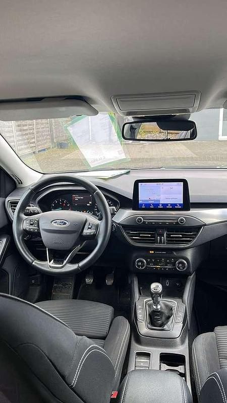 Gebraucht Ford Focus Titanium 125 PS (91 kW) 2020 Magneticgrau (metallic) Kombi