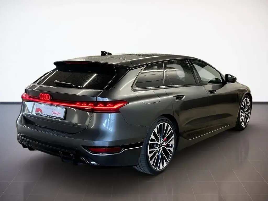 Gebraucht Audi S6 e-tron Sport 369 kW (503 PS) 2025 Grau Kombi