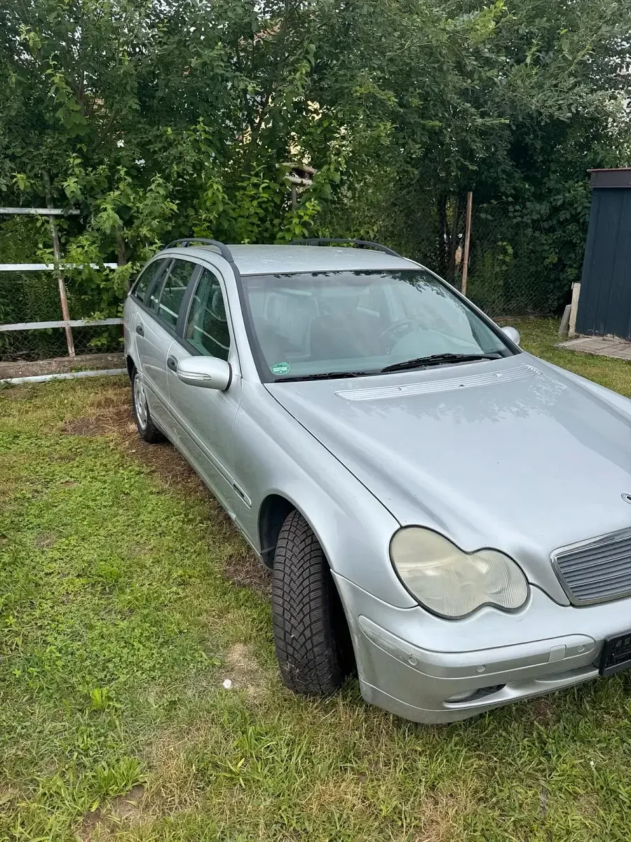 Gebraucht Mercedes C180 143 PS (105 kW) 2003 Grau Kombi