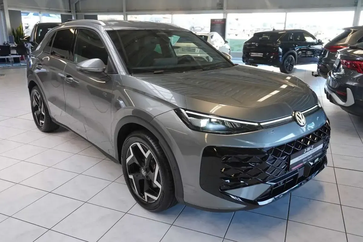 Neu VW T-Roc Cabriolet R-line 150 PS (110 kW) 2026 Wolfgreymetallic SUV