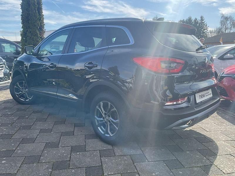 Gebraucht Renault Kadjar Intens 140 PS (102 kW) 2021 Schwarz SUV