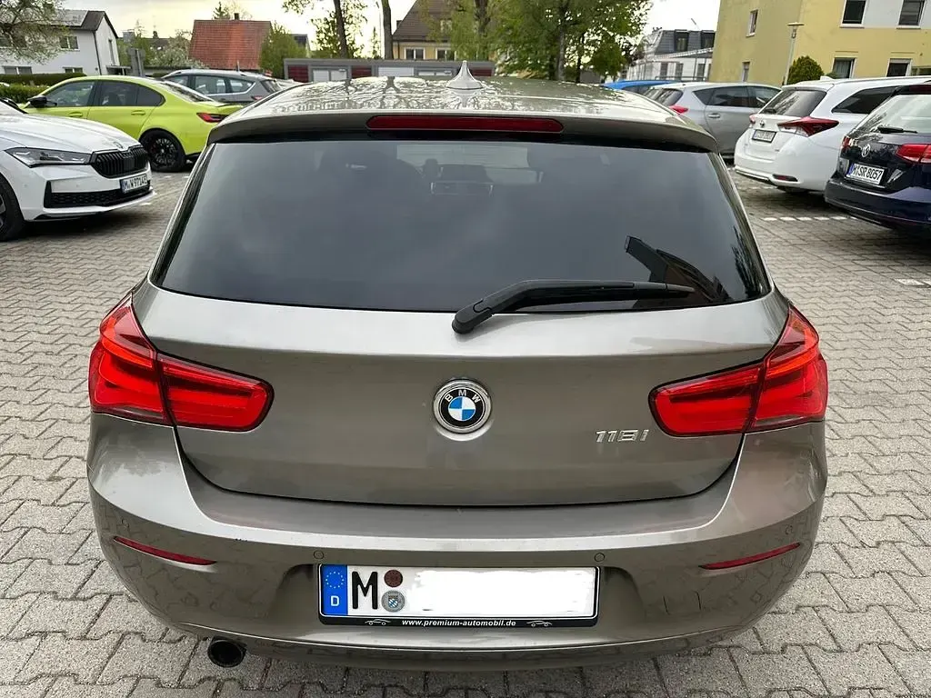 Gebraucht BMW 118 136 PS (100 kW) 2016 Beige Kleinwagen