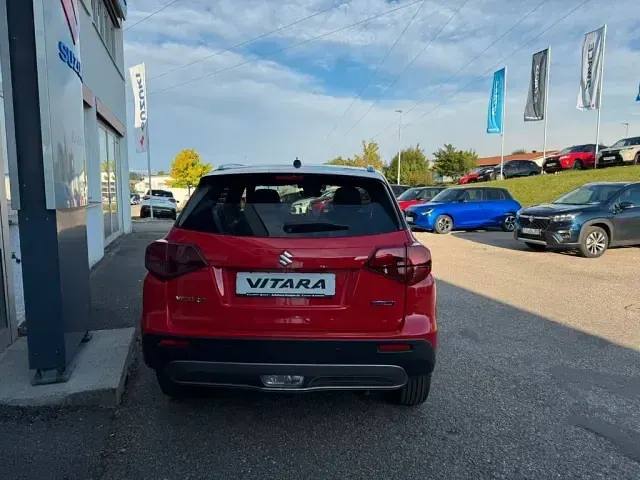 Gebraucht Suzuki Vitara Comfort+ 110 PS (80 kW) 2026 Rot SUV