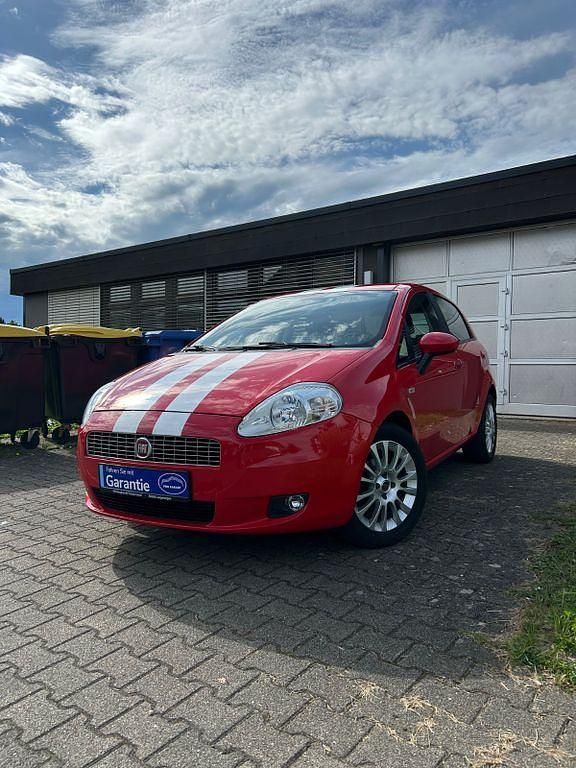Rot Gebraucht 2008 Fiat Grande Punto Kleinwagen | 3.990 € (Fairer Preis) - Bild 1/4