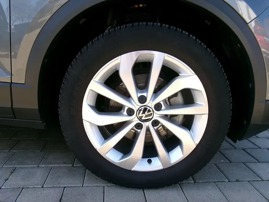 Gebraucht VW T-Roc Style 110 PS (80 kW) 2023 Iridiumgrau SUV