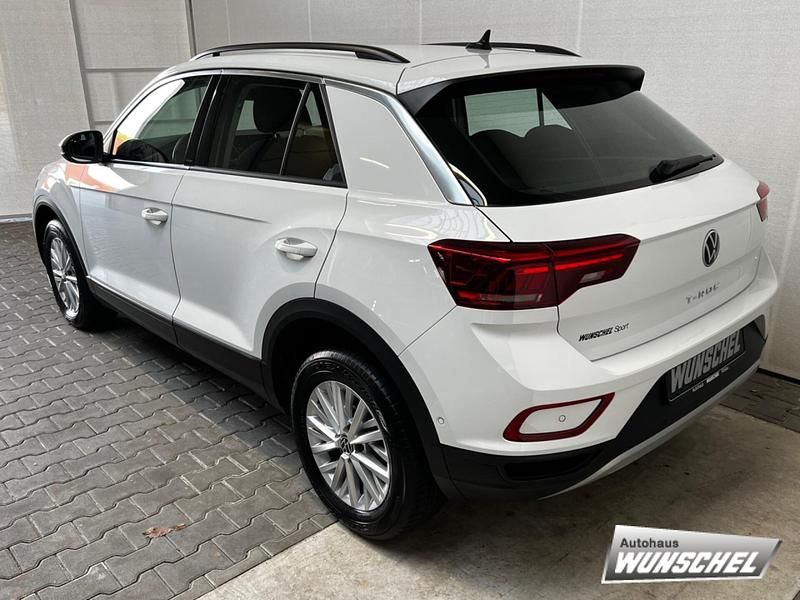 Gebraucht VW T-Roc Life 110 PS (80 kW) 2024 Weiß SUV