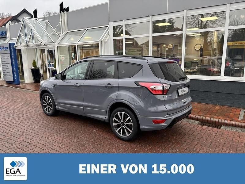 Gebraucht Ford Kuga ST-Line 150 PS (110 kW) 2019 Grau metallic SUV