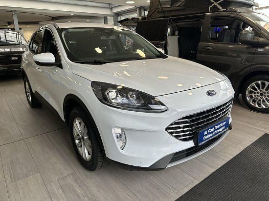Gebraucht Ford Kuga Titanium 224 PS (164 kW) 2022 Weiß SUV