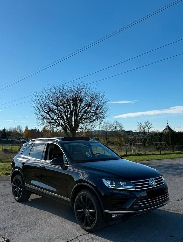 Schwarz Gebraucht 2016 VW Touareg SUV | 18.500 € (Guter Preis) - Bild 1/4