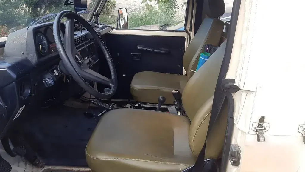 Gebraucht Mercedes G250 92 PS (67 kW) 1992 Gold SUV
