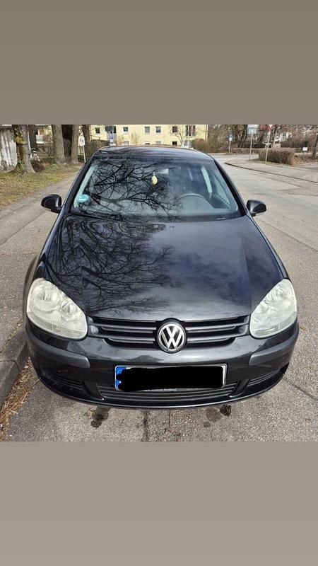 Schwarz Gebraucht 2005 VW Golf V Limousine | 2.800 € (Etwas zu teuer) - Bild 1/4