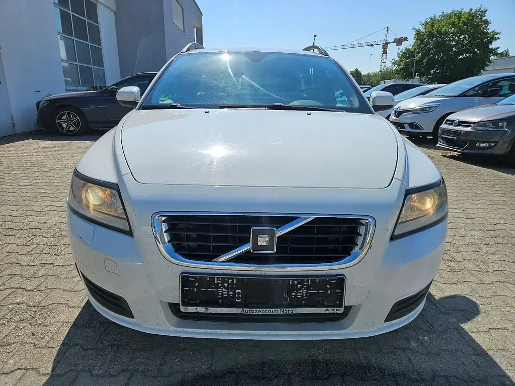 Gebraucht Volvo V50 109 PS (80 kW) 2007 Weiß Kombi